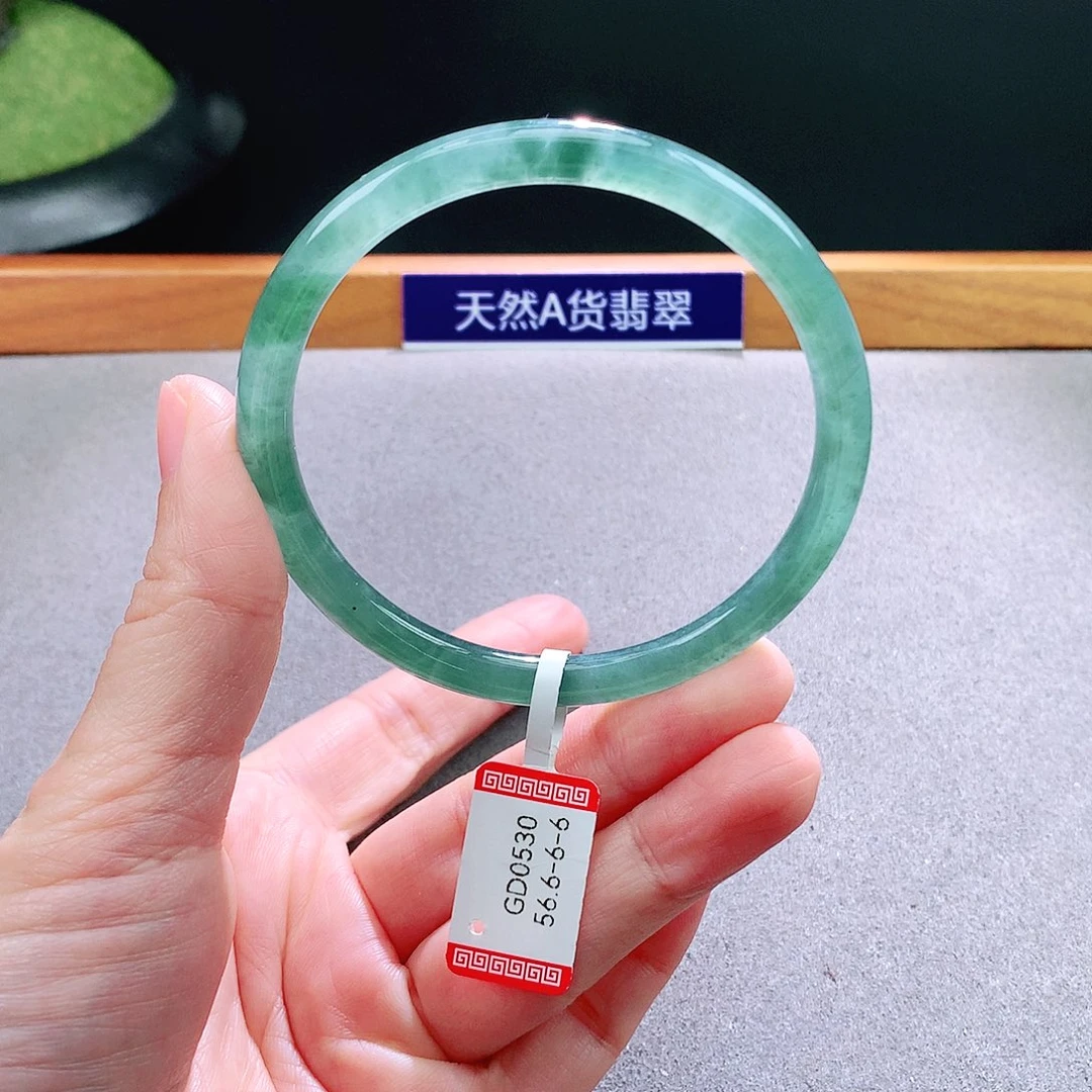 未镶嵌手镯翡翠天然翡翠手镯a货