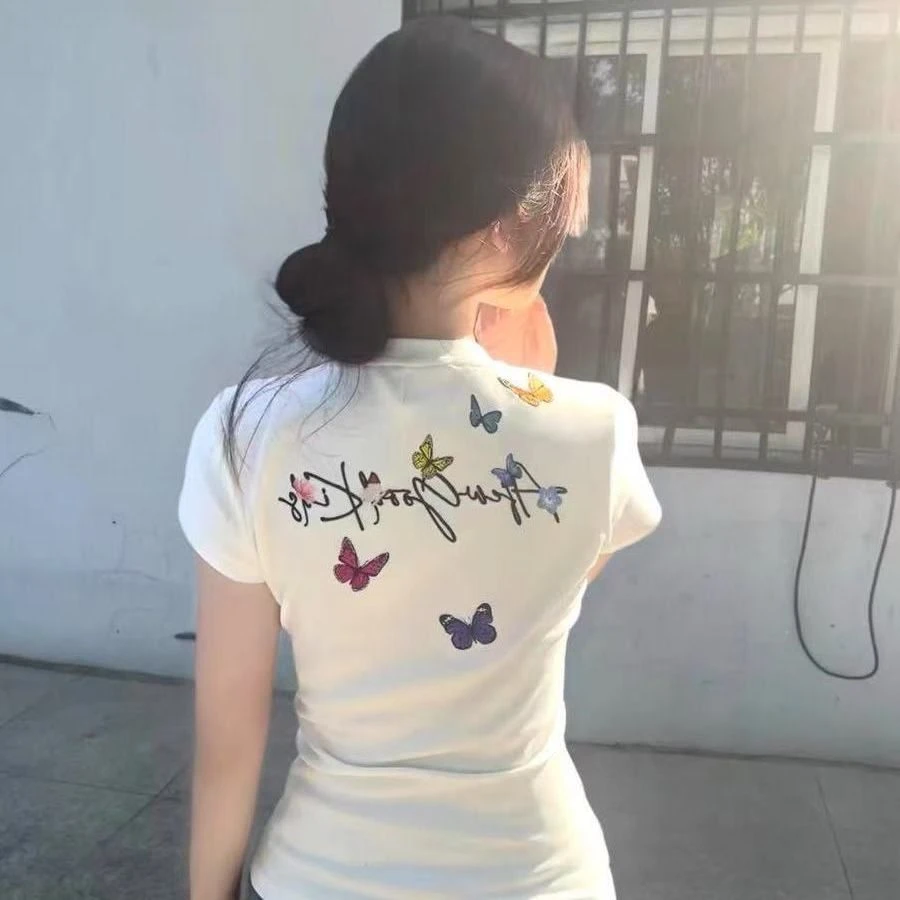 【ZHAP】新款V领正肩短袖t恤女白色蝴蝶印花显瘦百搭休闲修身收腰