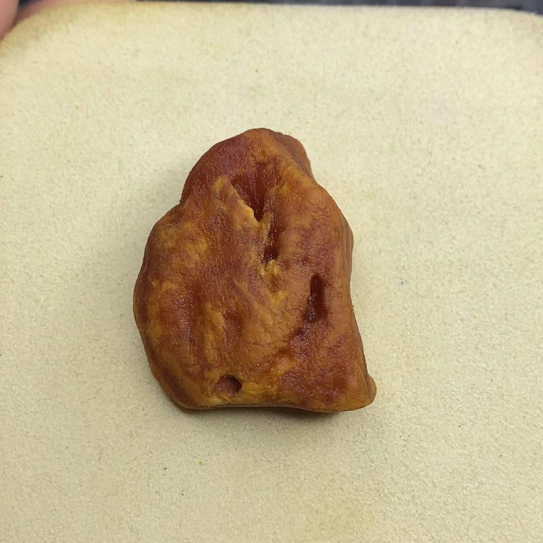 定制蜜蜡未镶嵌梨