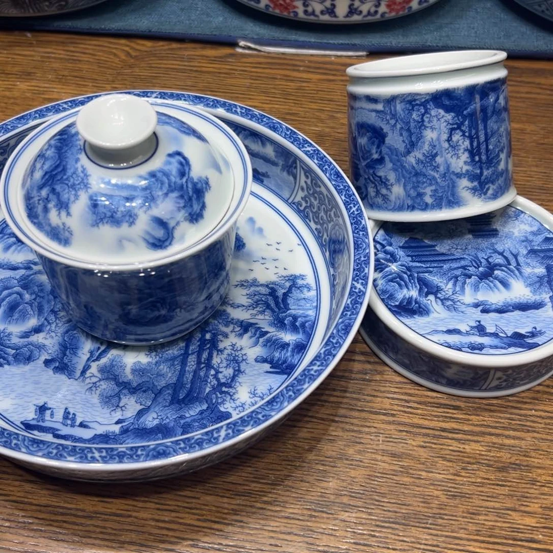景德镇瓷器精品陈列展品