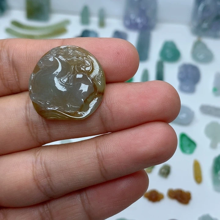 吊坠(不含链)未镶嵌翡翠