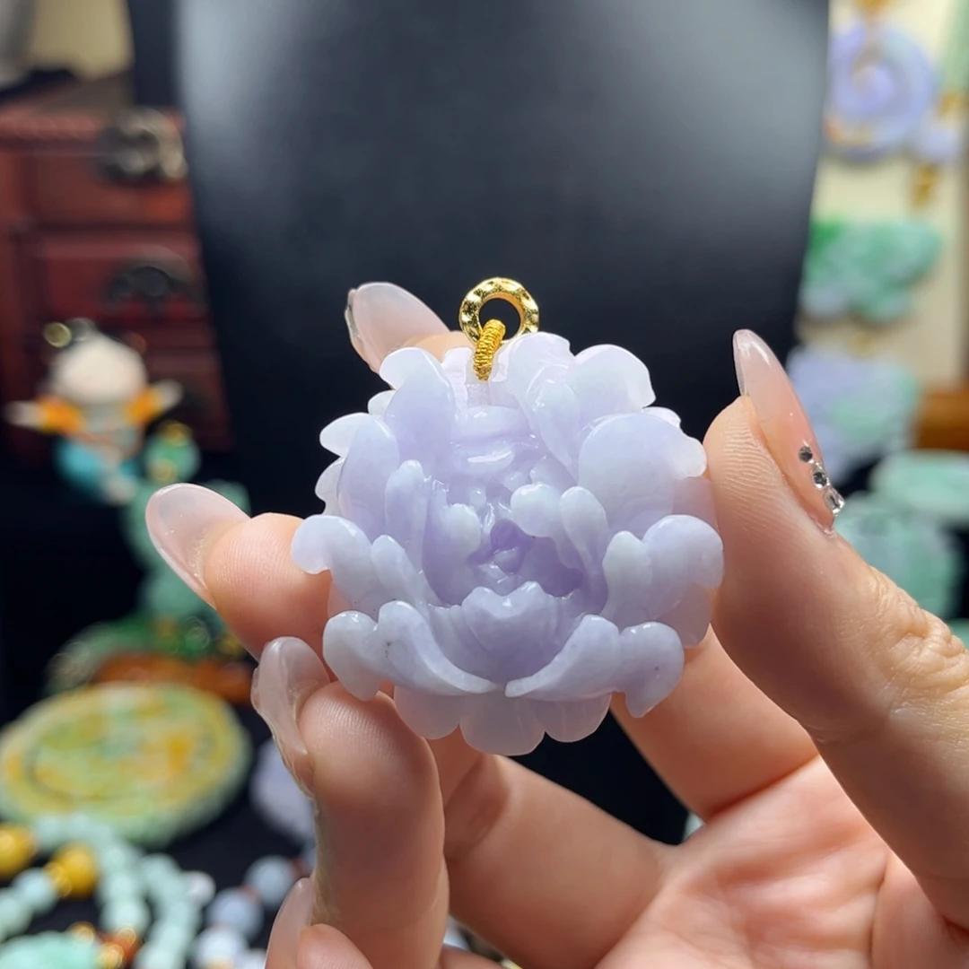 颈饰未镶嵌翡翠紫牡丹