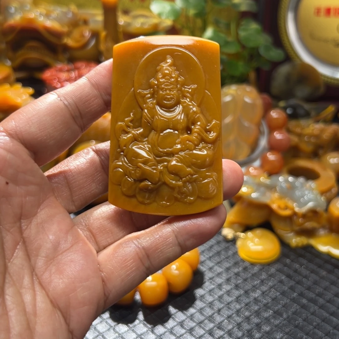 石英质玉未镶嵌颈饰
