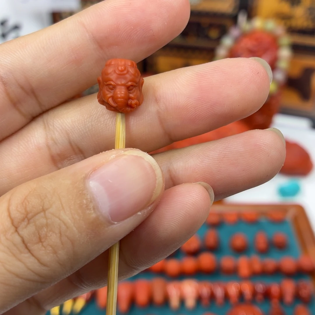 南红玛瑙合金颈饰