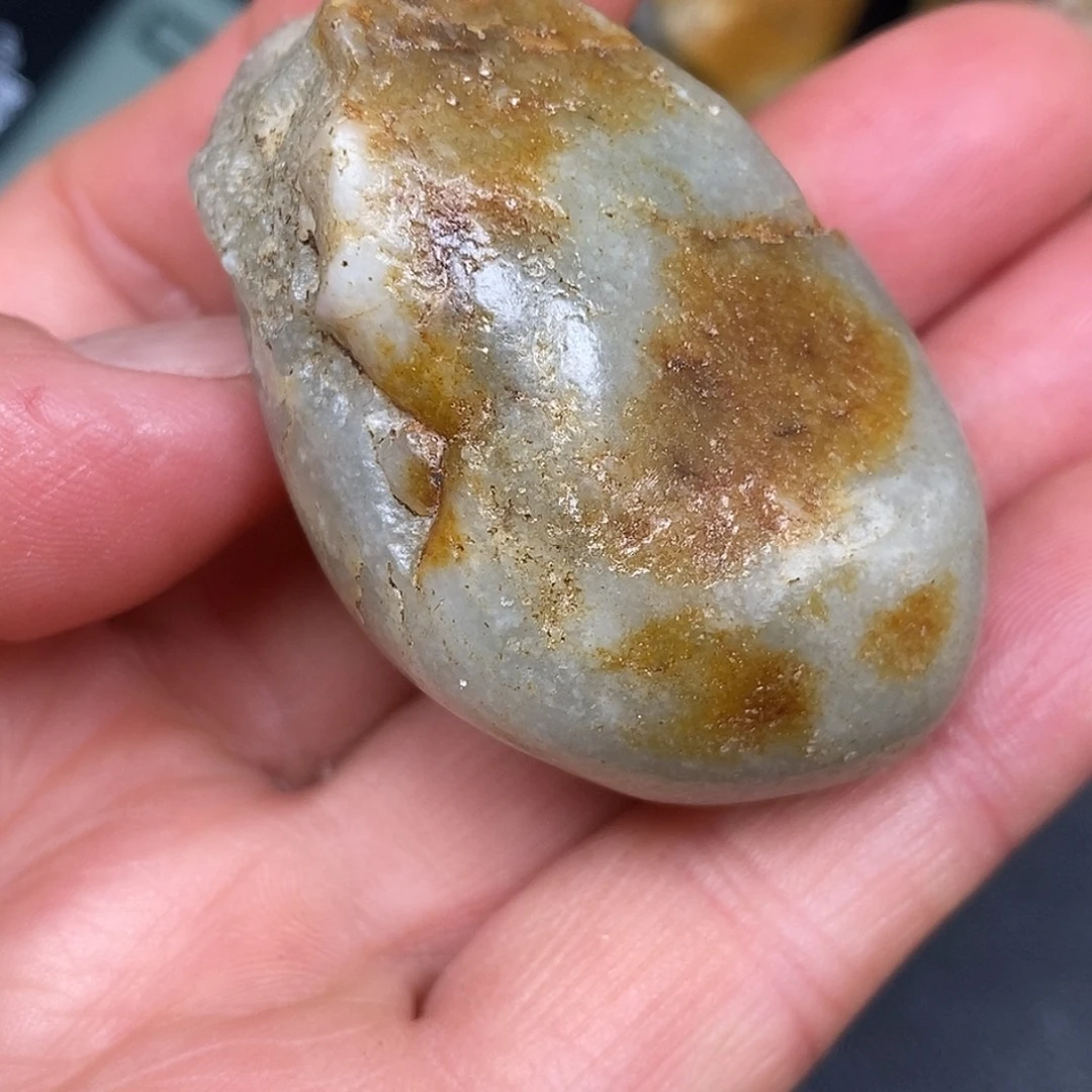 和田玉未镶嵌珠宝奇石