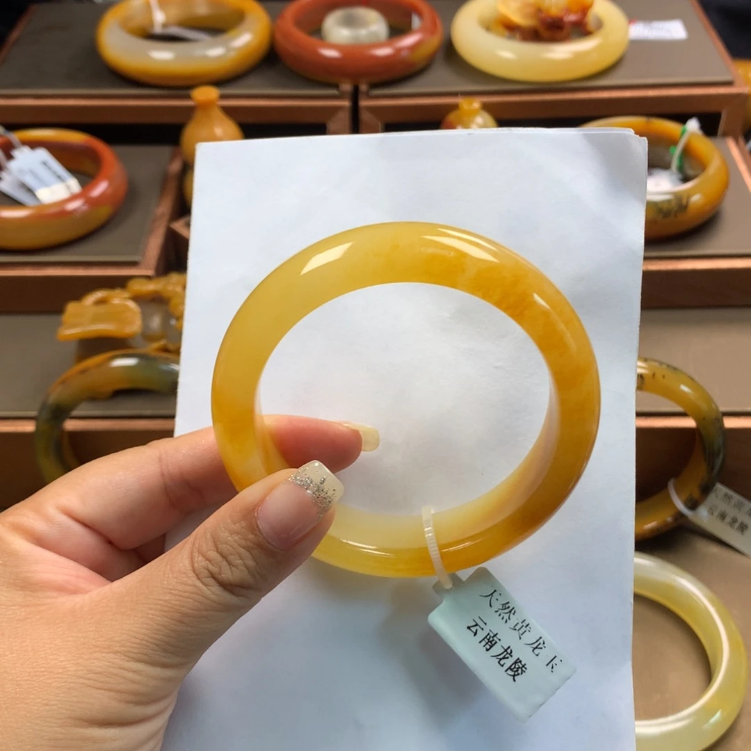 石英质玉（黄龙玉）未镶嵌手镯H