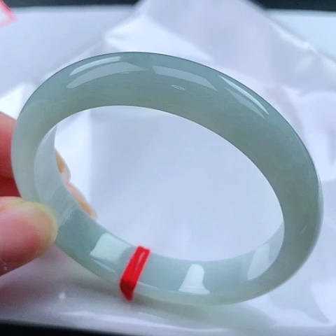 翡翠手镯未镶嵌54 号翡翠手镯