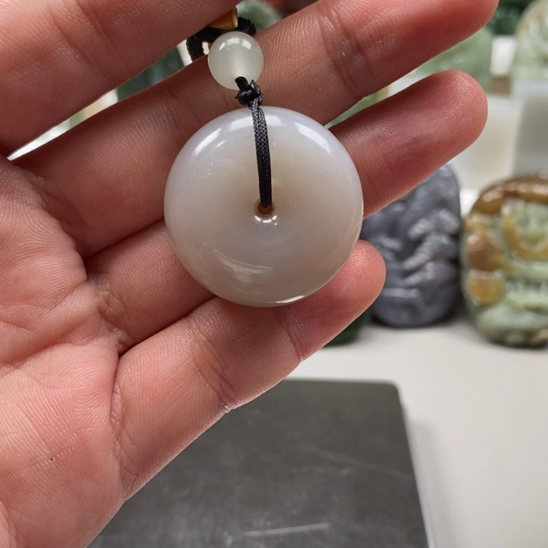 和田玉颈饰未镶嵌锐*