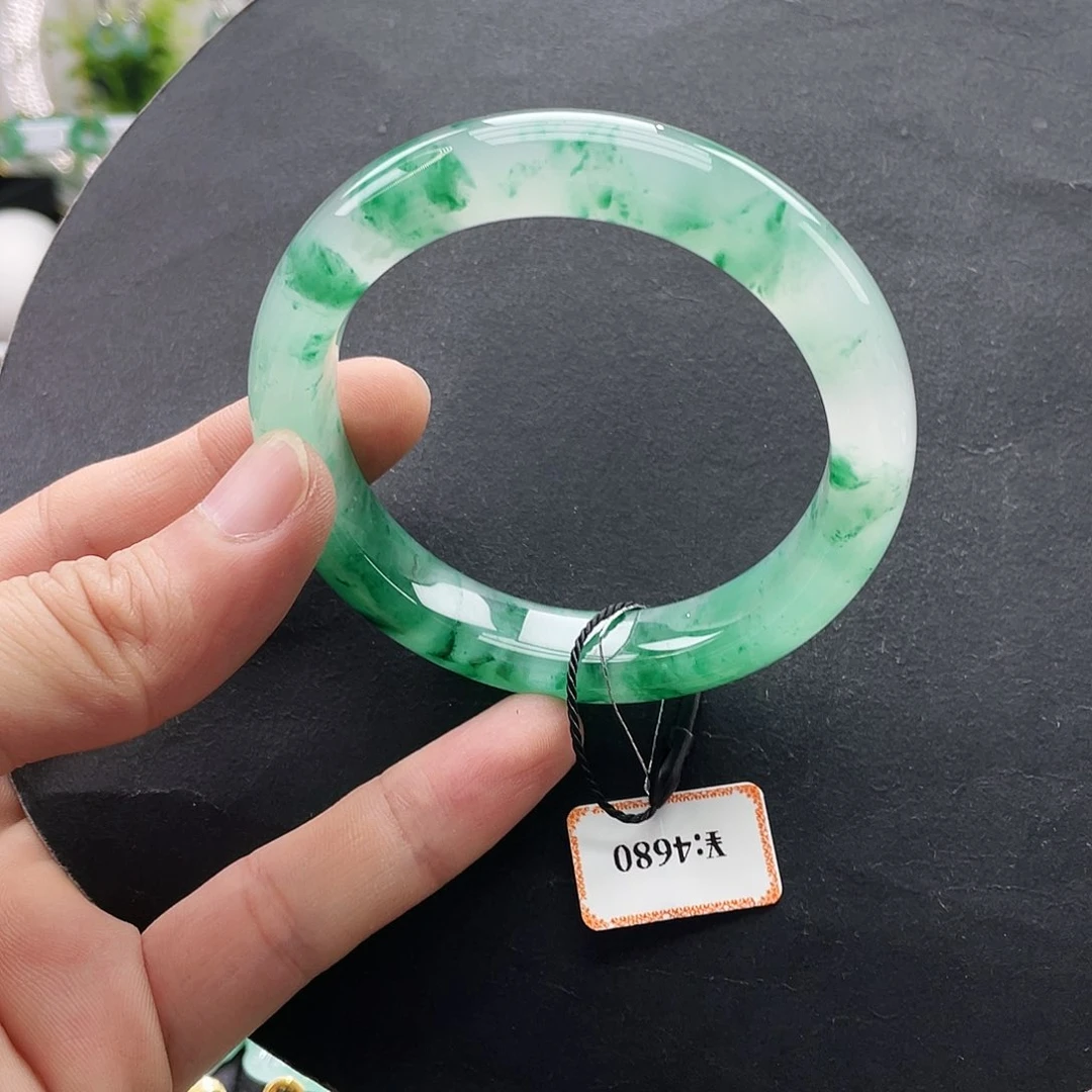 石英质玉手镯未镶嵌57.8