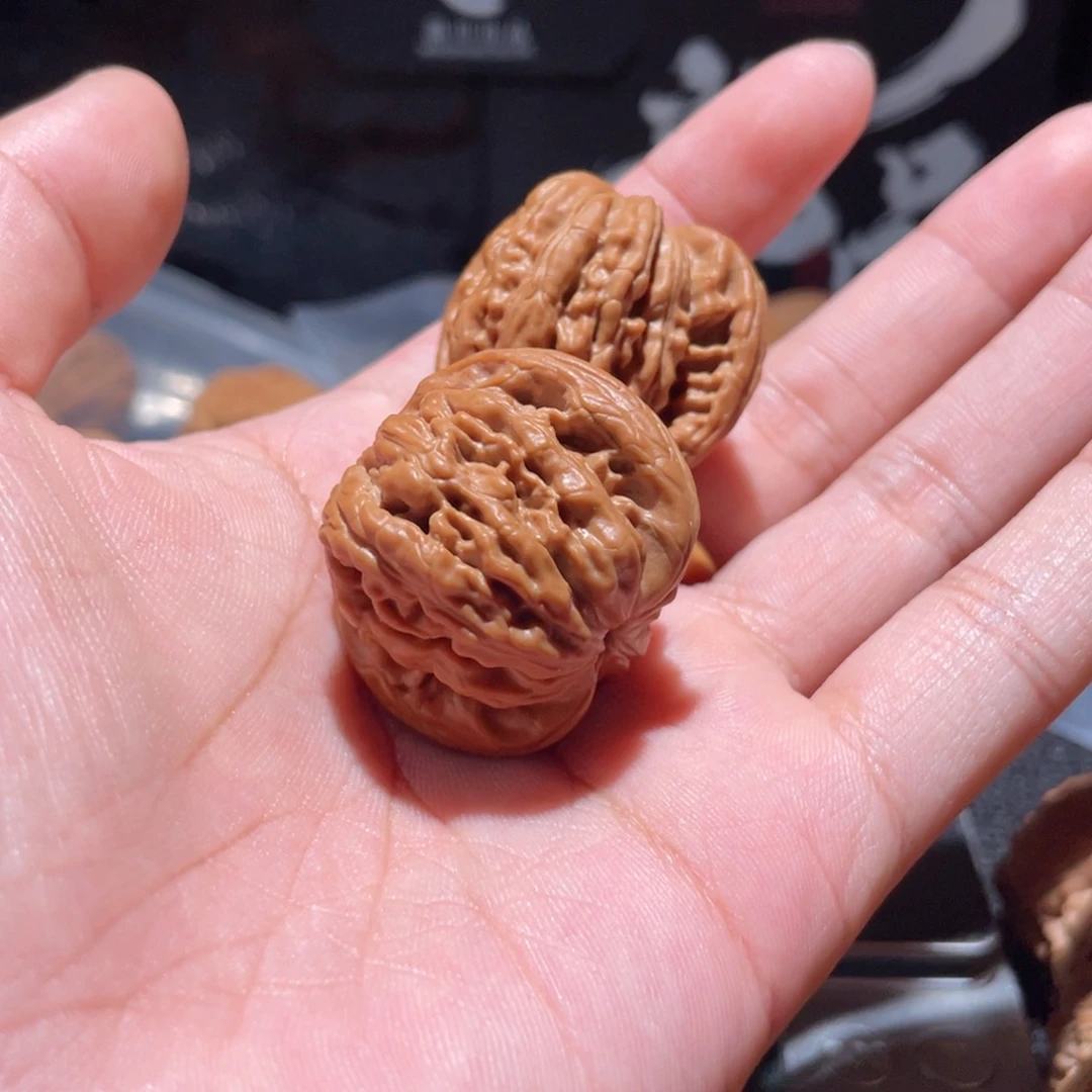 桃核把件山*灬11111111111