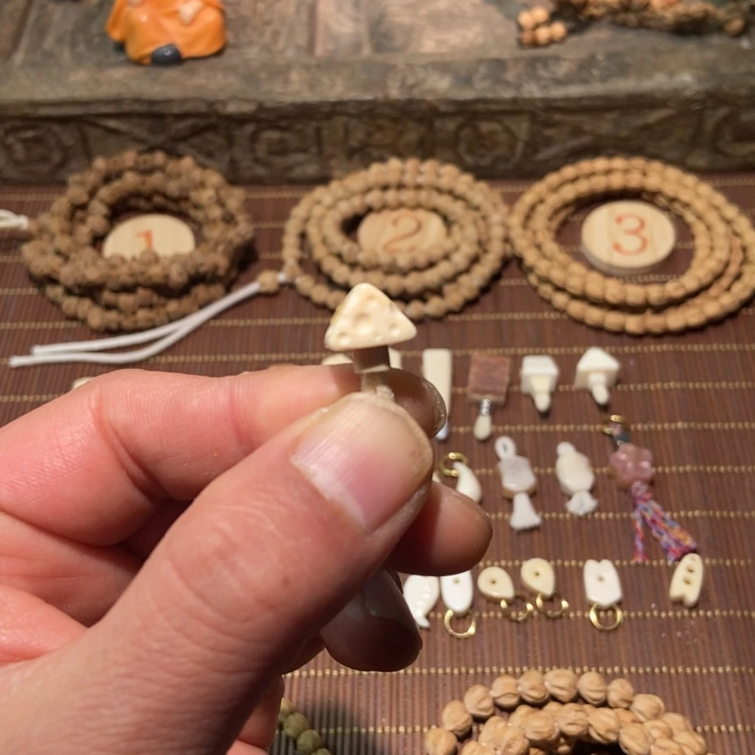 云***鹤柏香籽/百香籽吊坠