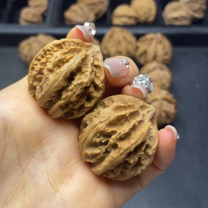 文玩核桃吊坠突突突突突突突突