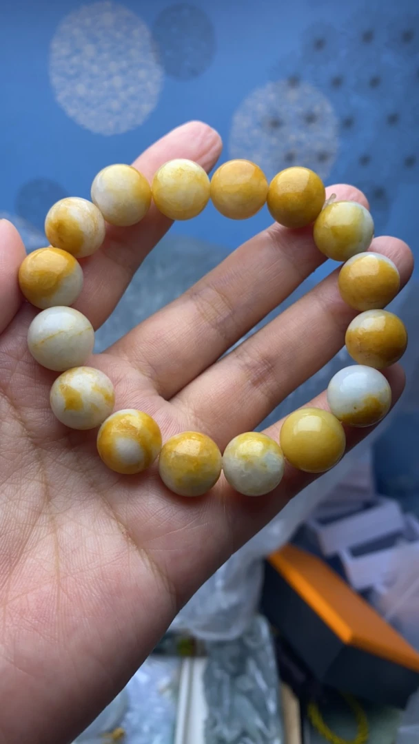 天然翡翠黄翡手串