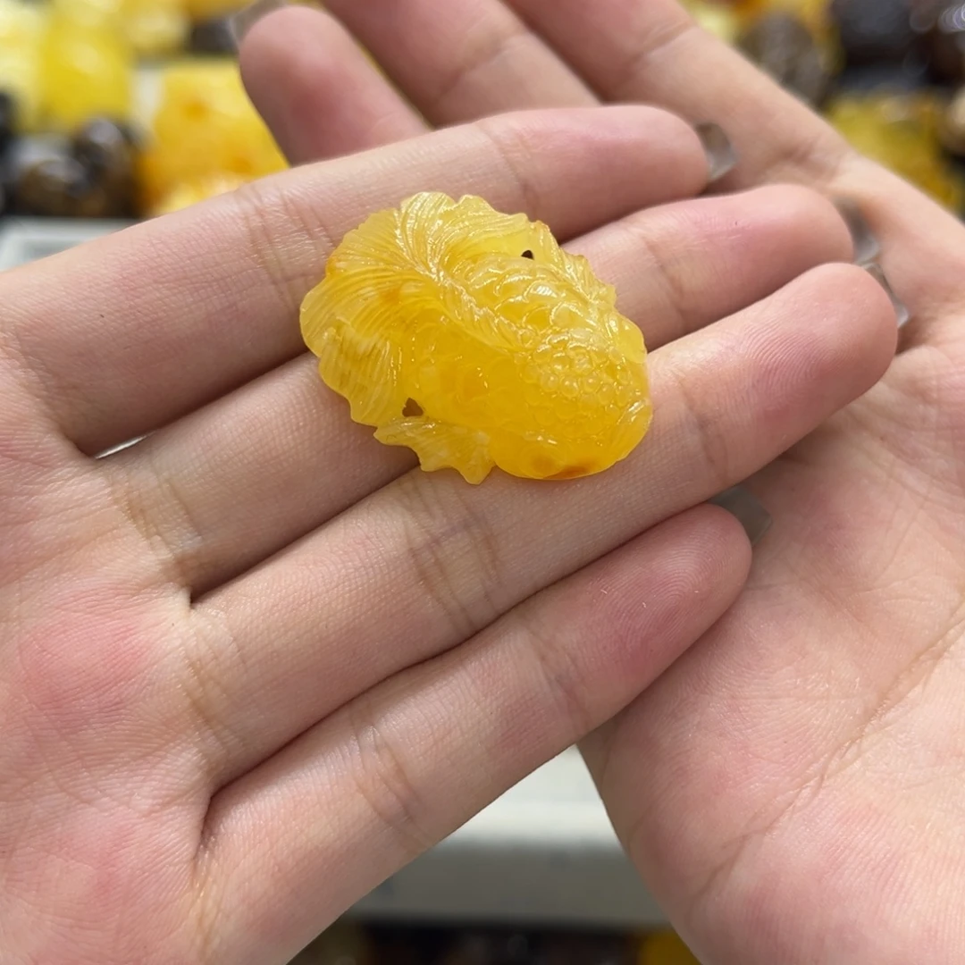 琥珀未镶嵌裸石天然琥珀可吊坠 提留