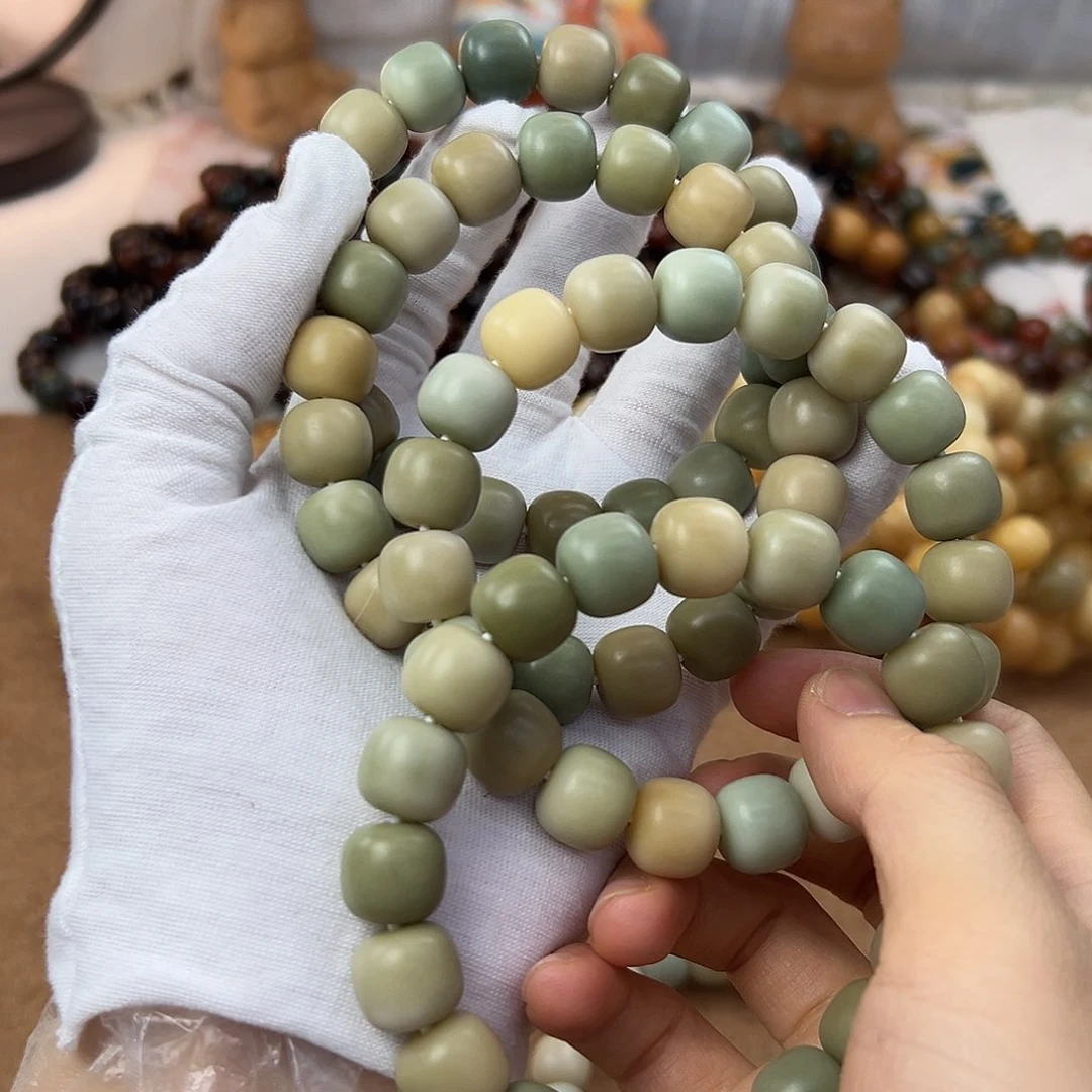 菩提根/象牙果手串13.5多宝奶蓝蓝0406