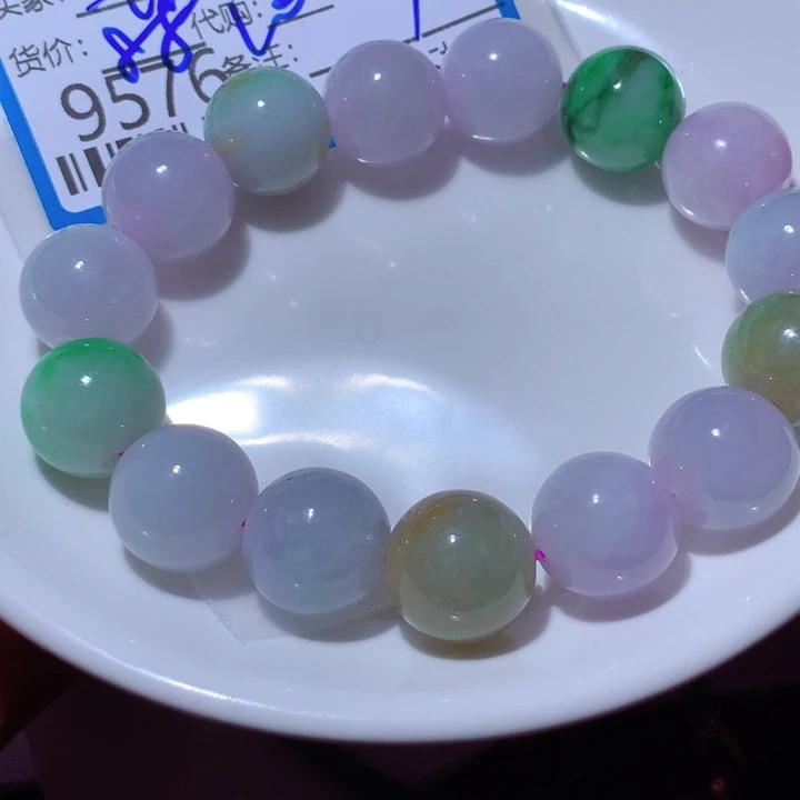 翡翠颈饰未镶嵌彬*