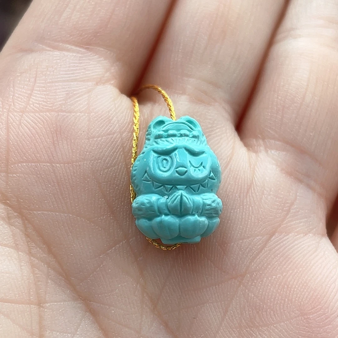 绿松石未镶嵌颈饰