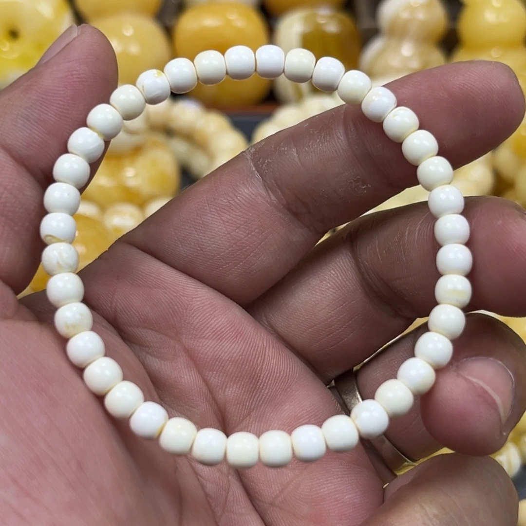 琥珀未镶嵌手串瓷白老邢手串5mm