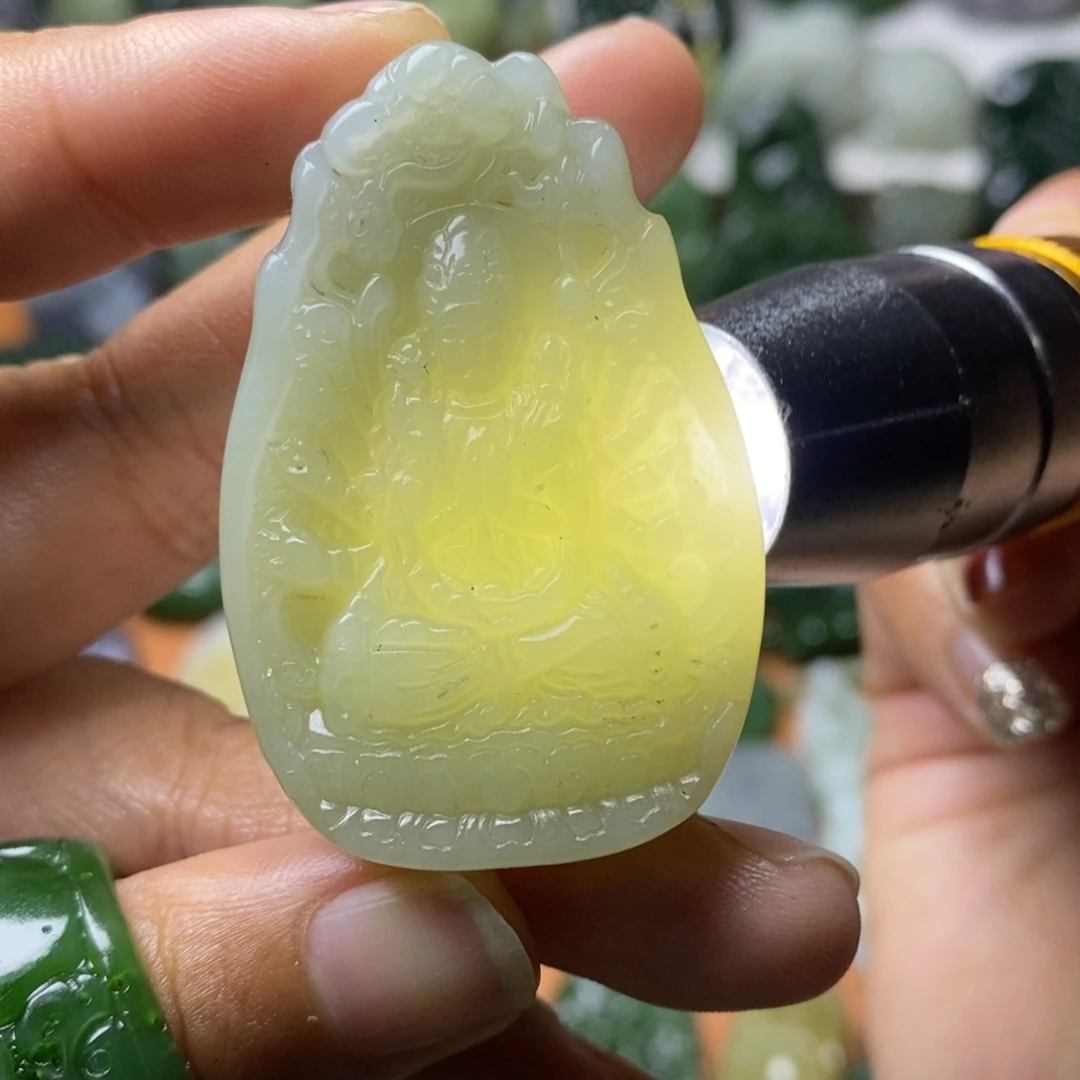 和田玉未镶嵌颈饰