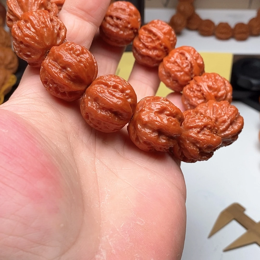 木质类文玩核桃2.4京八棱