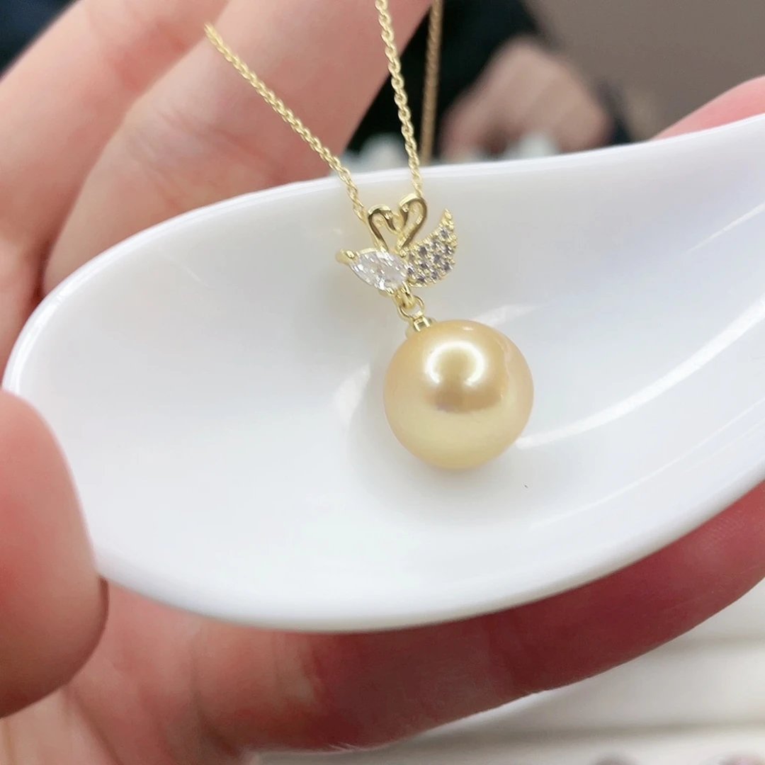 淡水珍珠吊坠(赠链)未镶嵌