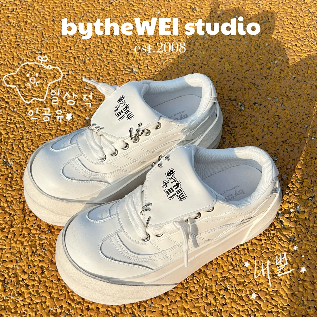 bytheWEI【奶盖小白鞋】2025早秋新款圆环小白鞋做旧休闲鞋女
