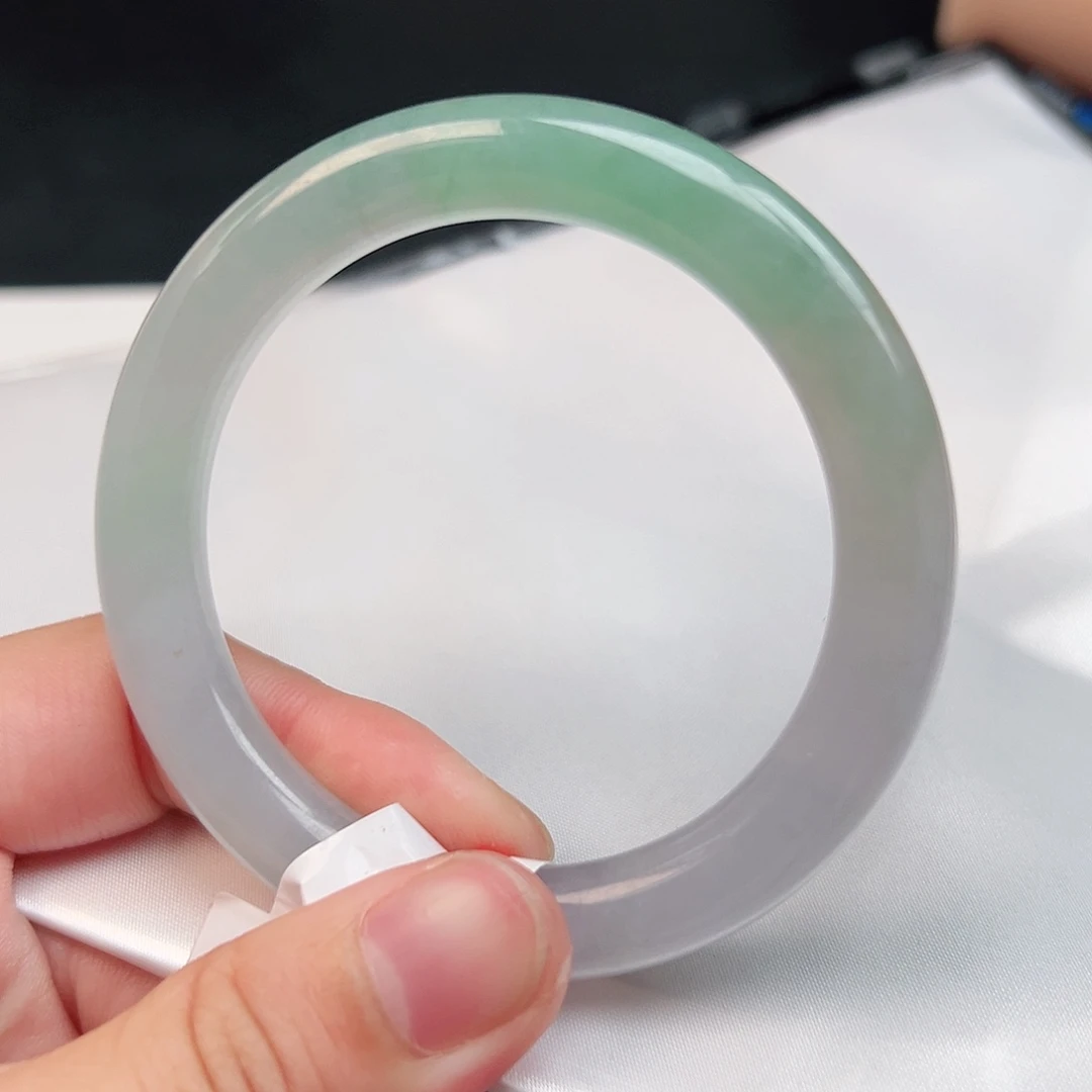 翡翠未镶嵌手镯z502-8