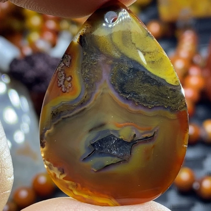 玛瑙/玉髓颈饰未镶嵌