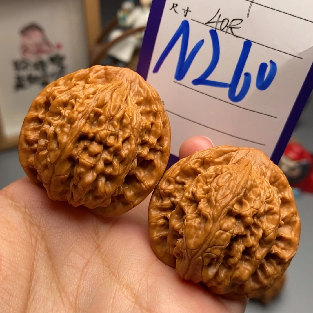 文玩核桃吊坠望月40