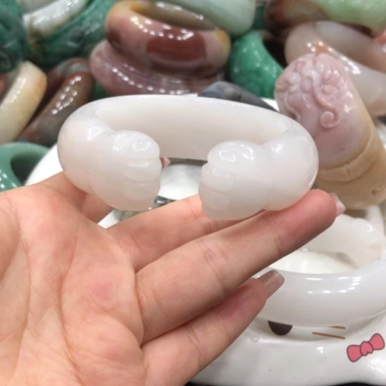 未镶嵌石英质玉珠宝半成品?****?