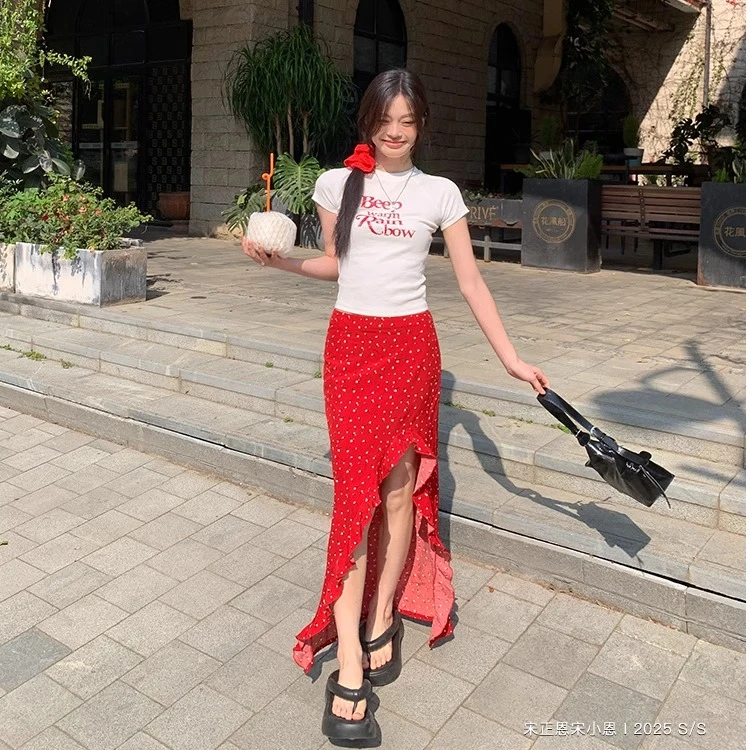 a字不规则红色半身裙碎花半裙女开叉性感时尚高腰修身款防晒衣