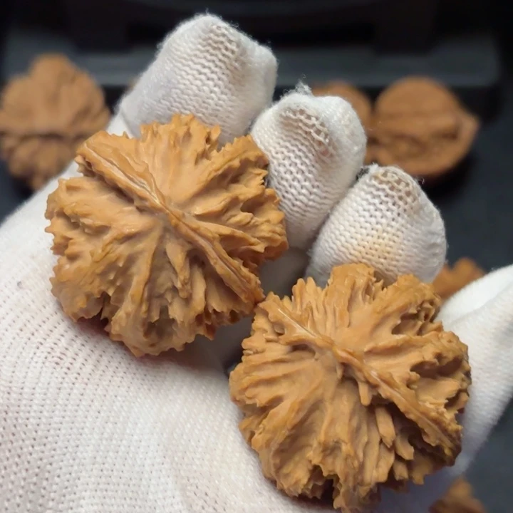 文玩核桃吊坠秦岭灯笼17