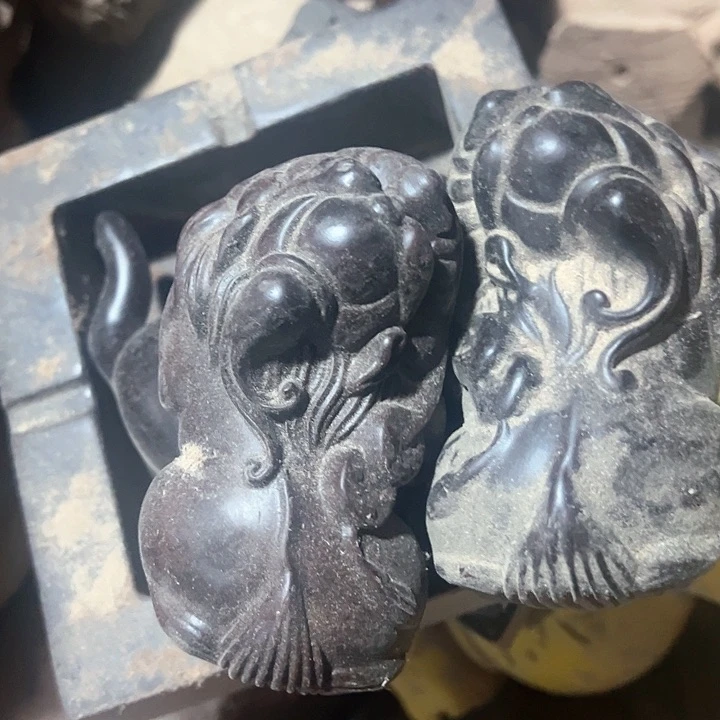 木9公分黑檀貔貅一对