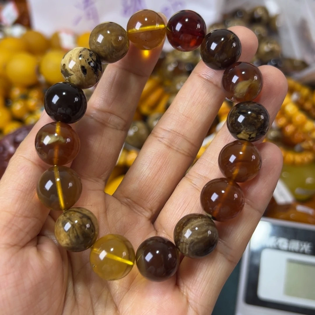 未镶嵌琥珀珠宝奇石570