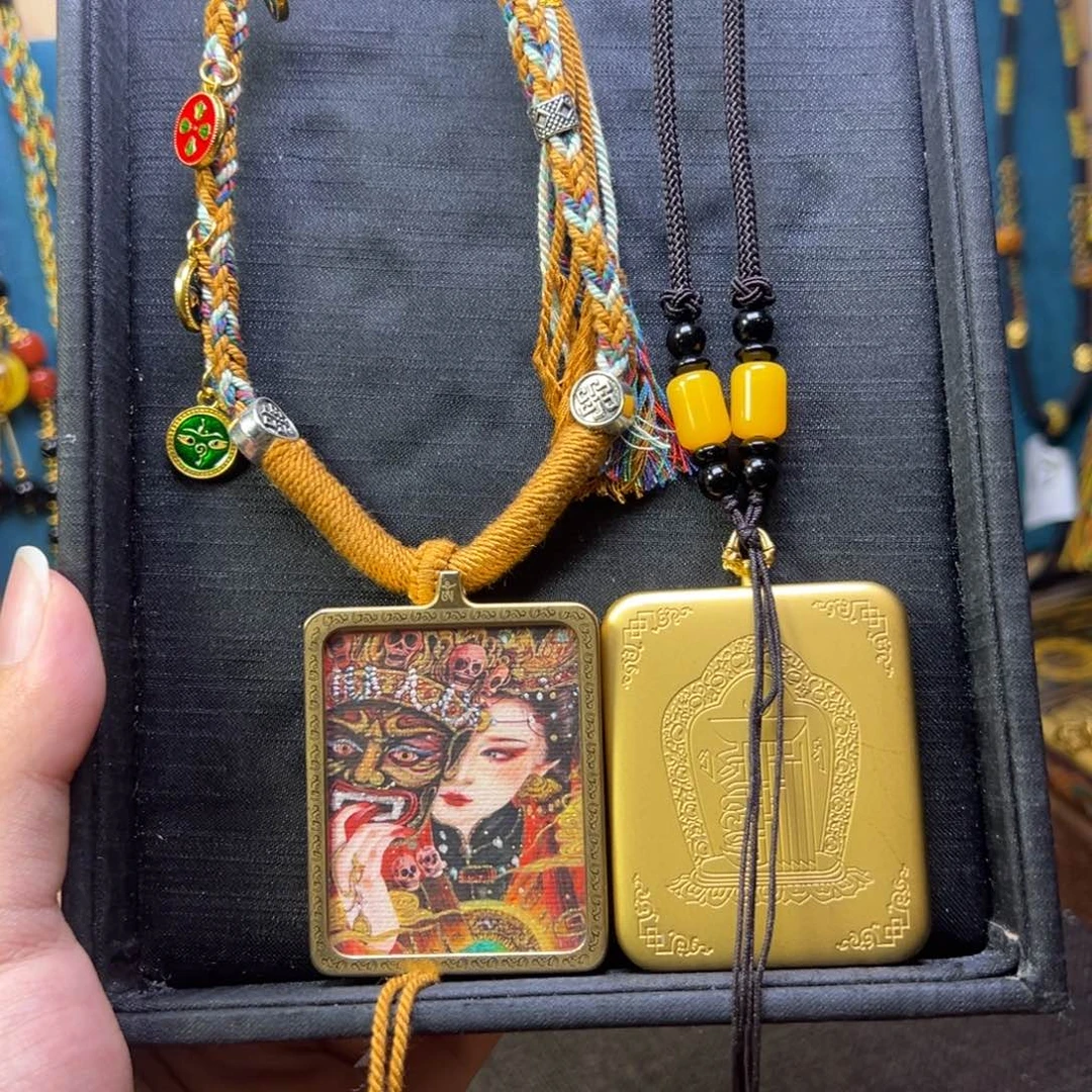性***螂吊坠美丽的小镇和美丽