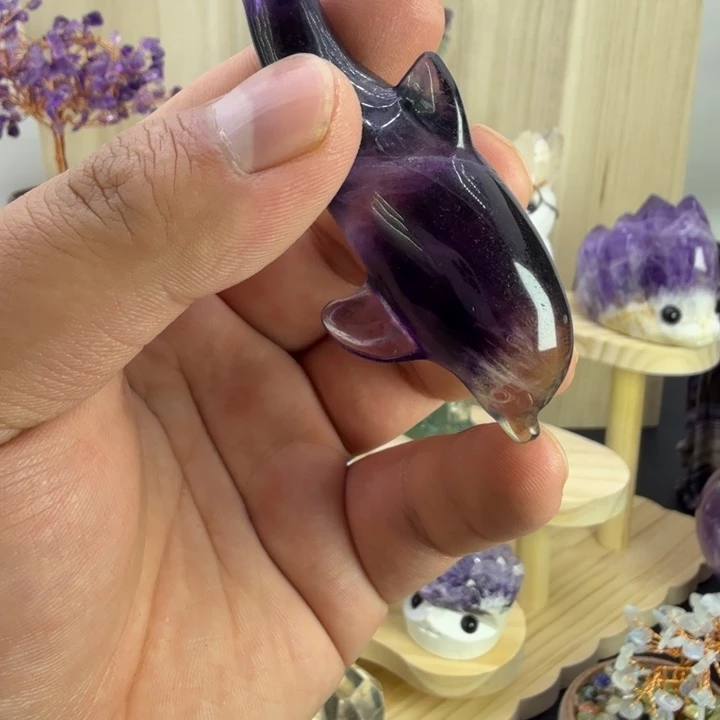 郑***陌水晶未镶嵌珠宝半成品