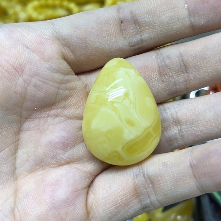 未镶嵌蜜蜡裸石吊坠