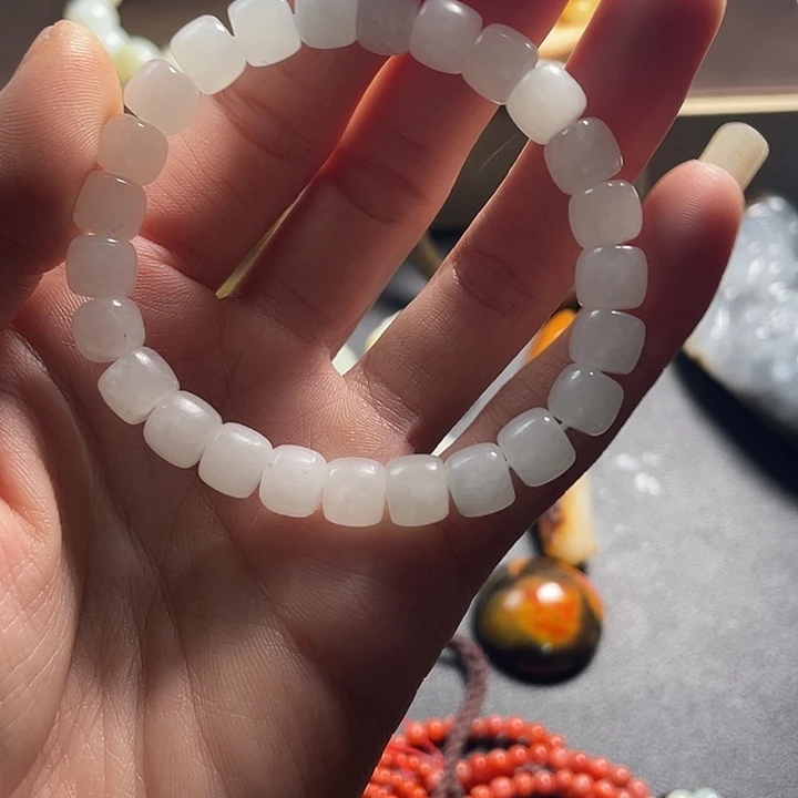 和田玉未镶嵌手链