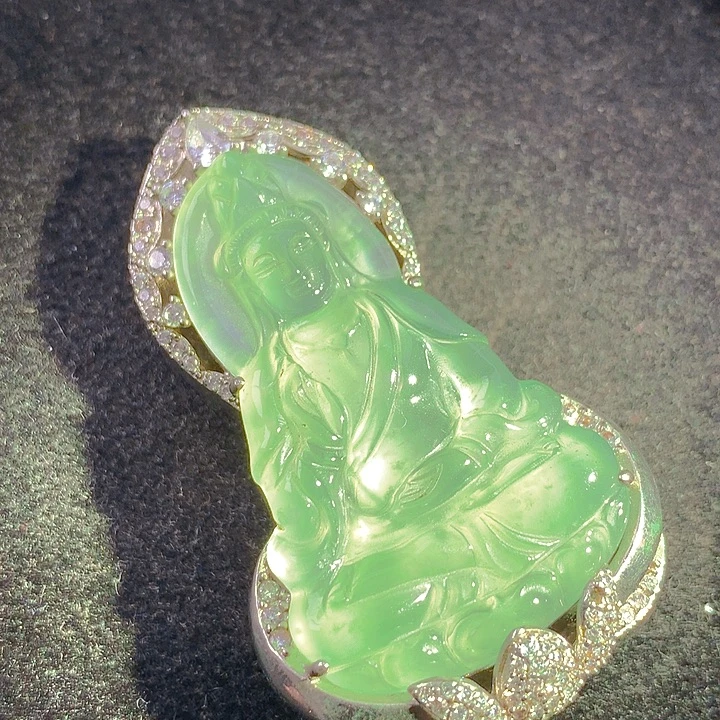 颈饰未镶嵌翡翠翡翠