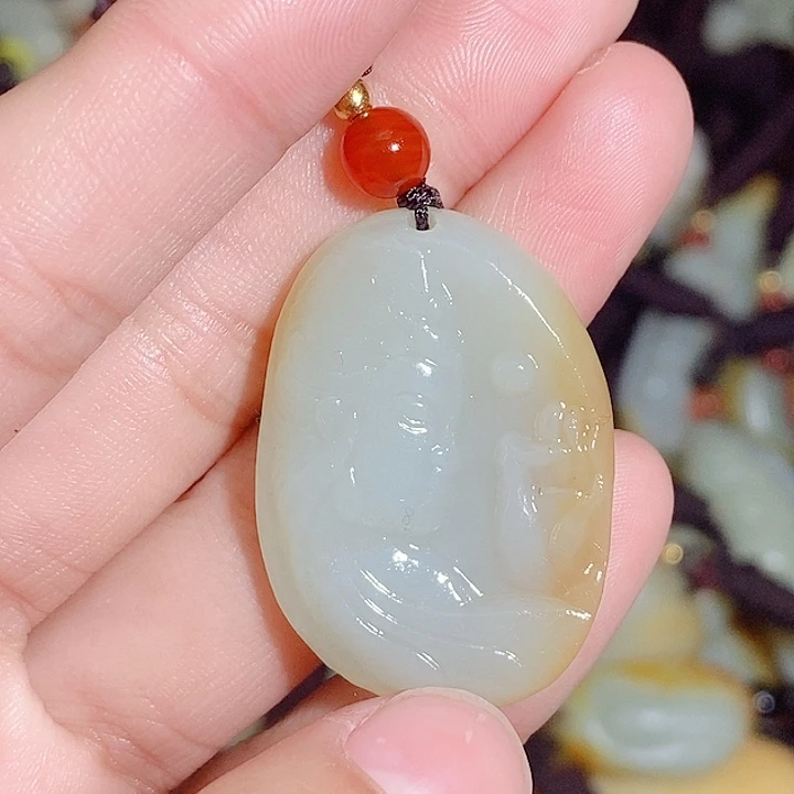 和田玉未镶嵌颈饰