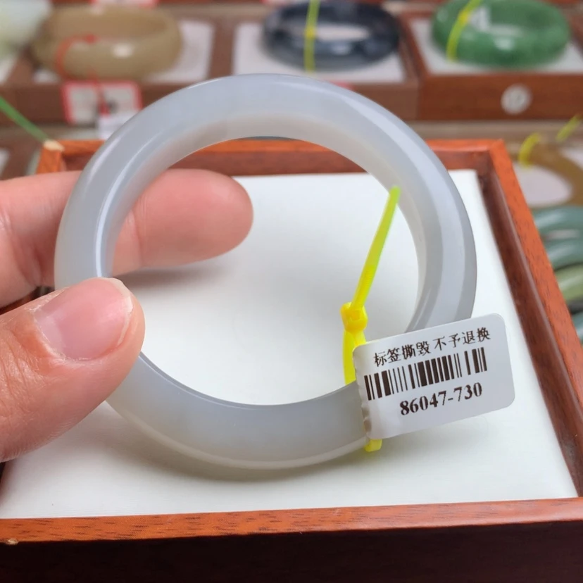 【闪购商品】和田玉手镯未镶嵌51.3