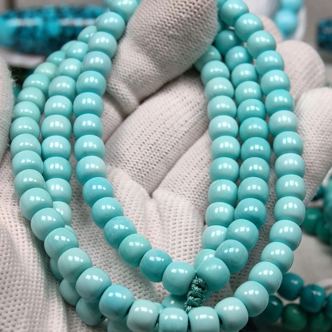 林***子绿松石未镶嵌珠宝奇石