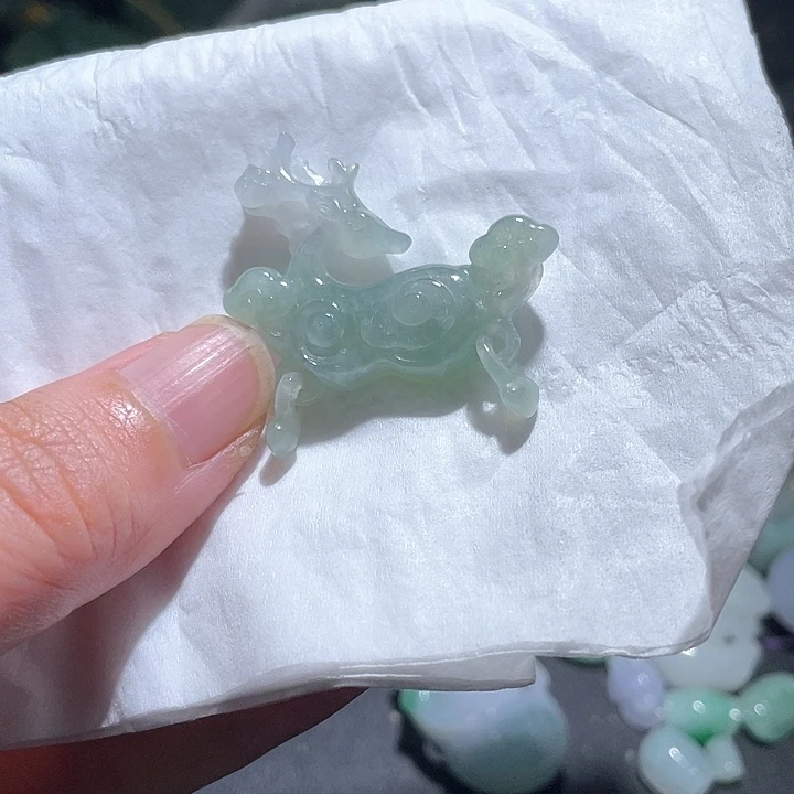 颈饰未镶嵌翡翠天