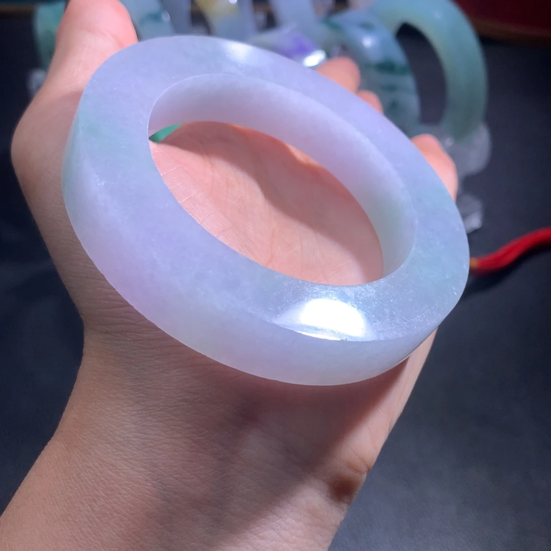 未镶嵌翡翠手镯定制翡翠