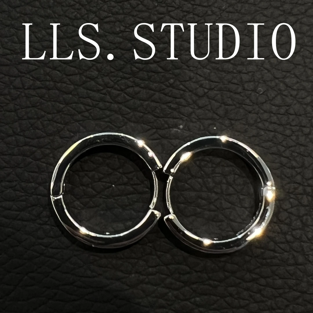 s925银针锆石耳饰 银色  7070