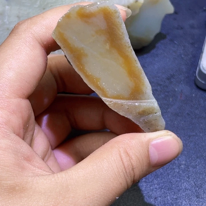未镶嵌和田玉珠宝半成品