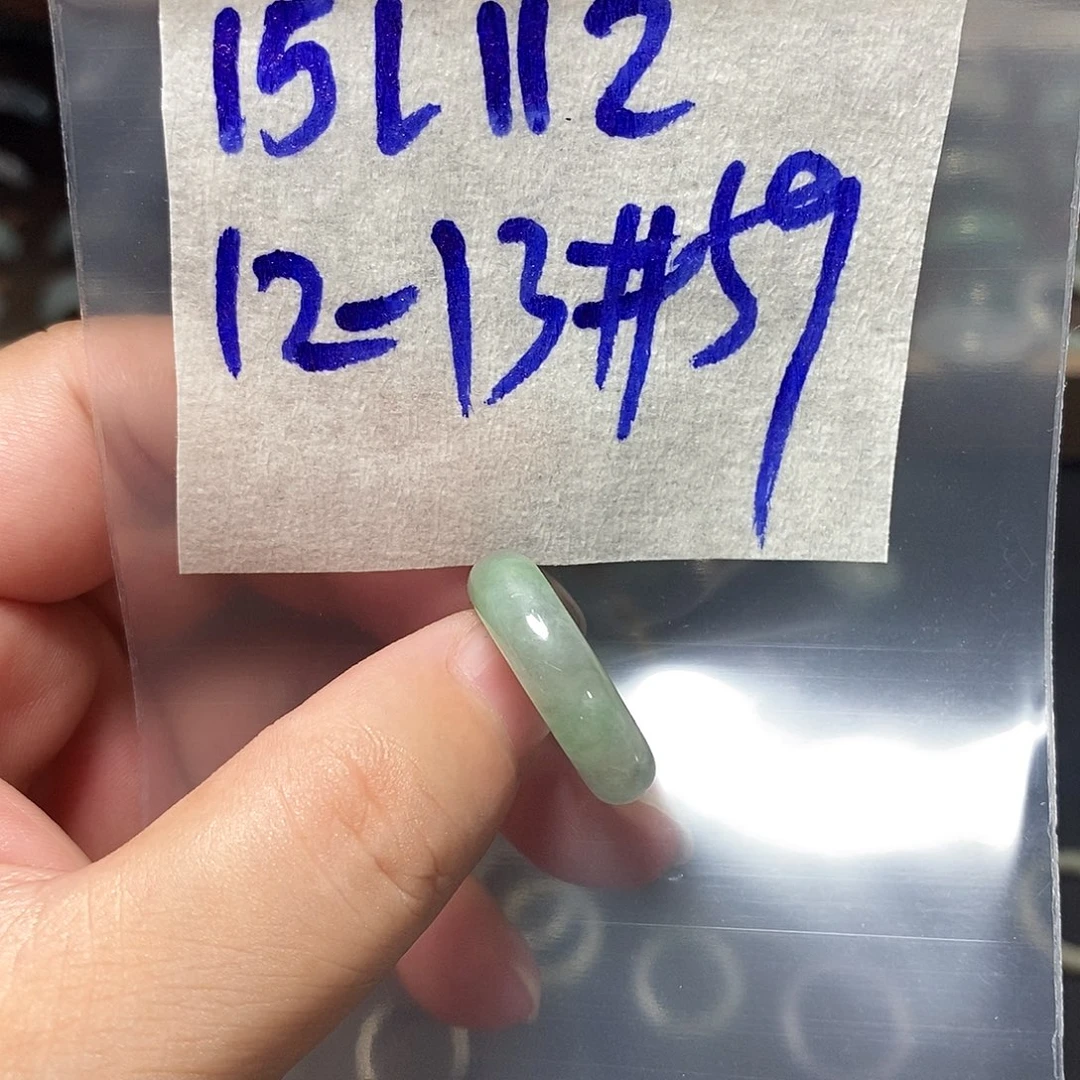 未镶嵌定制翡翠翡翠