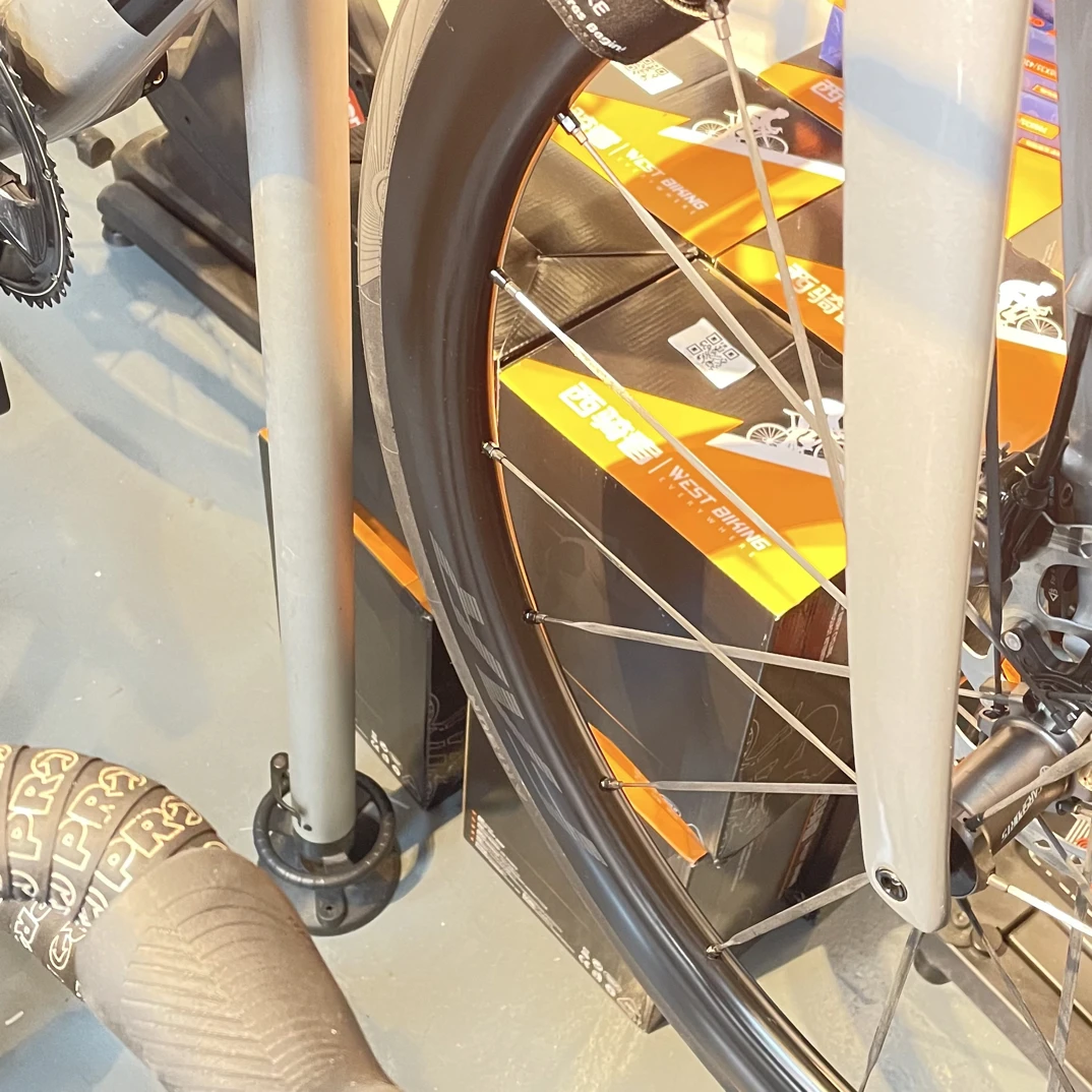 骑行装备 公路自行车