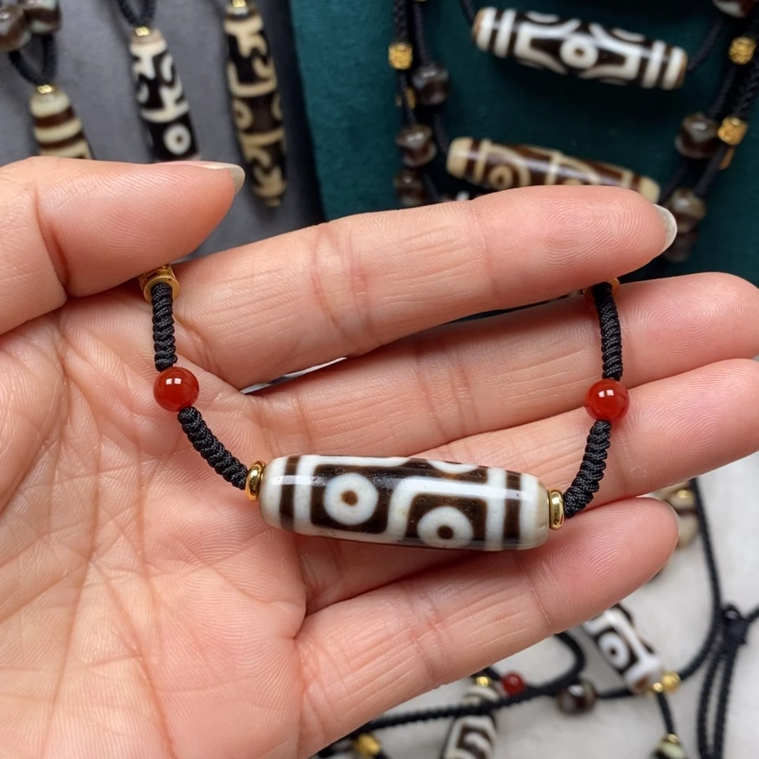 玛瑙/玉髓颈饰合金