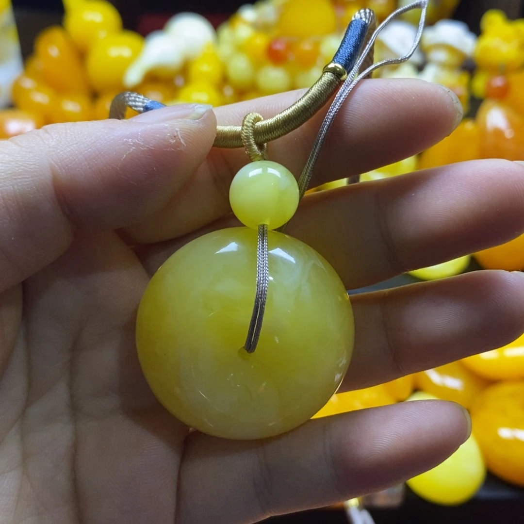 孔***金非金属小号百花平安扣